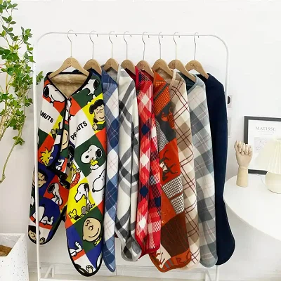 Plaid Women Shoulder Blanket