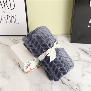 بطانية مرجانية سميكة