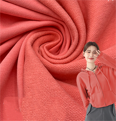 قماش بقلنسوة على شكل دائرة من الصوف